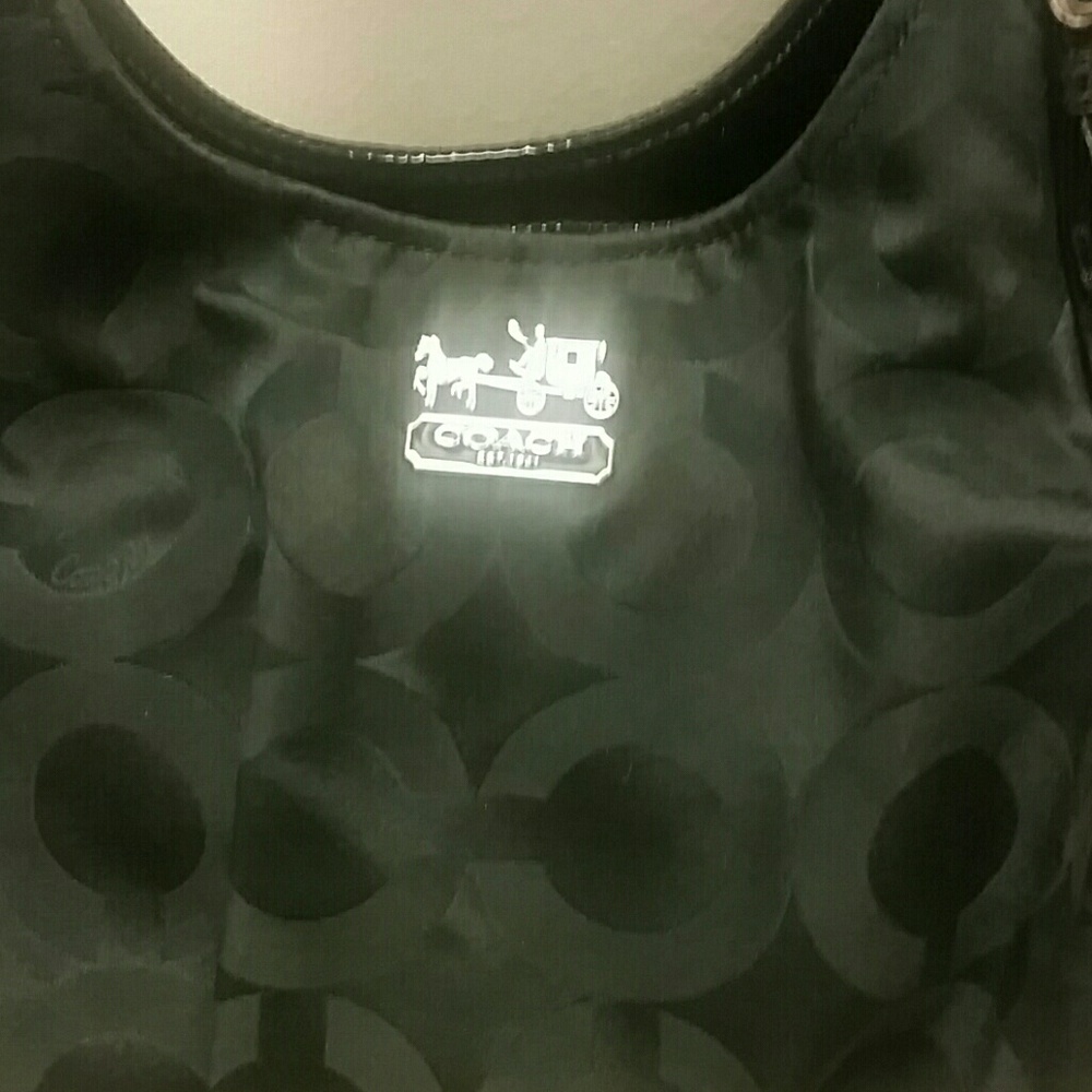 Coach Handbag - Picture 2 of 8